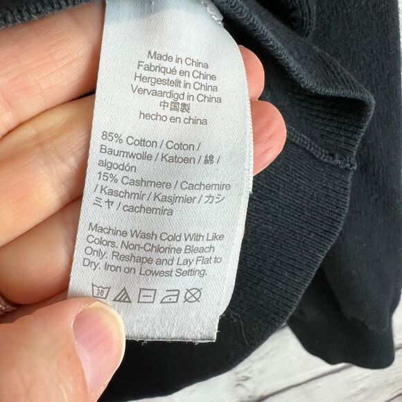 J. Crew Pullover Sweater Black Medium Long Sleeve Crew Neck cashmere blend - Picture 3 of 6